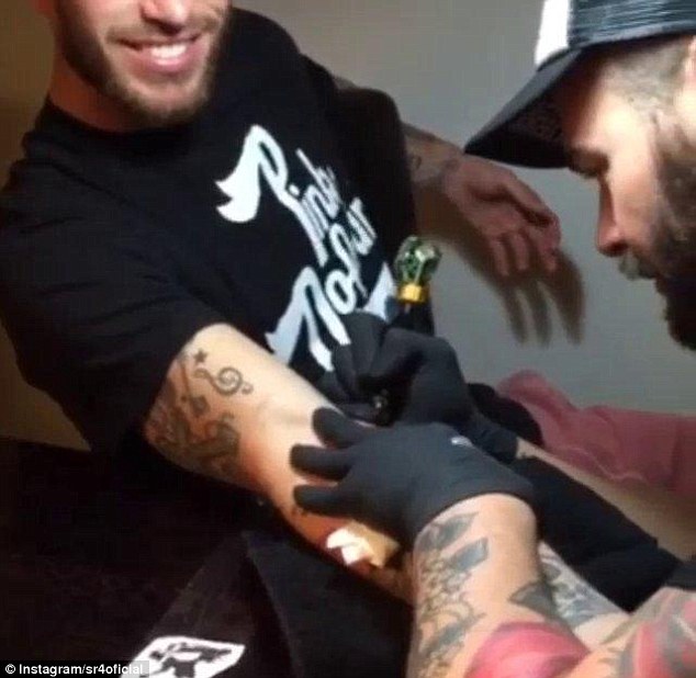 Un fotbalist de la Real Madrid și-a făcut un tatuaj FABULOS / FOTO&VIDEO