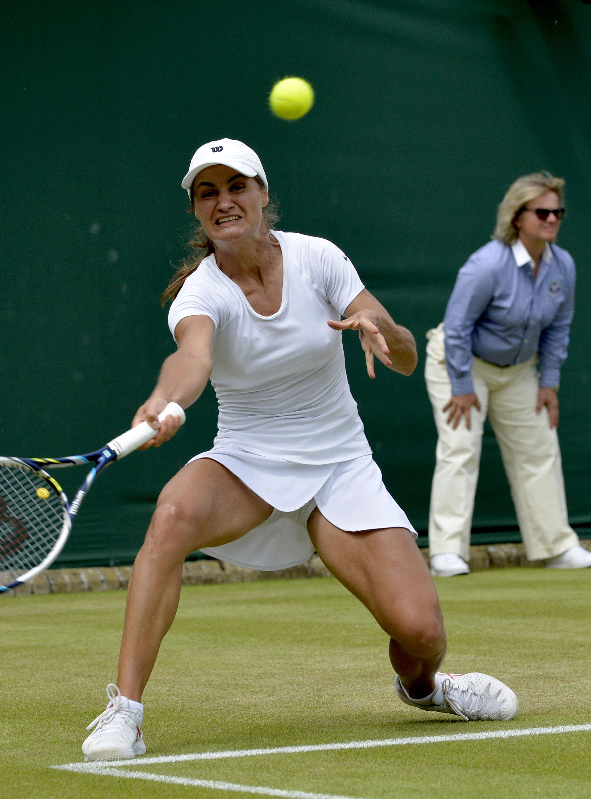 Turneul de la Wimbledon / ^Monica Niculescu a cedat în ”optimi”, sub privirile generalului Ilie Năstase / LIVE BLOG & GALERIE FOTO