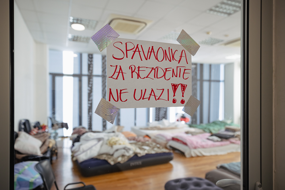 Culisele protestelor studențești care zguduie Serbia: „Sexul e mișto, dar ai încercat să i-o tragi sistemului?”