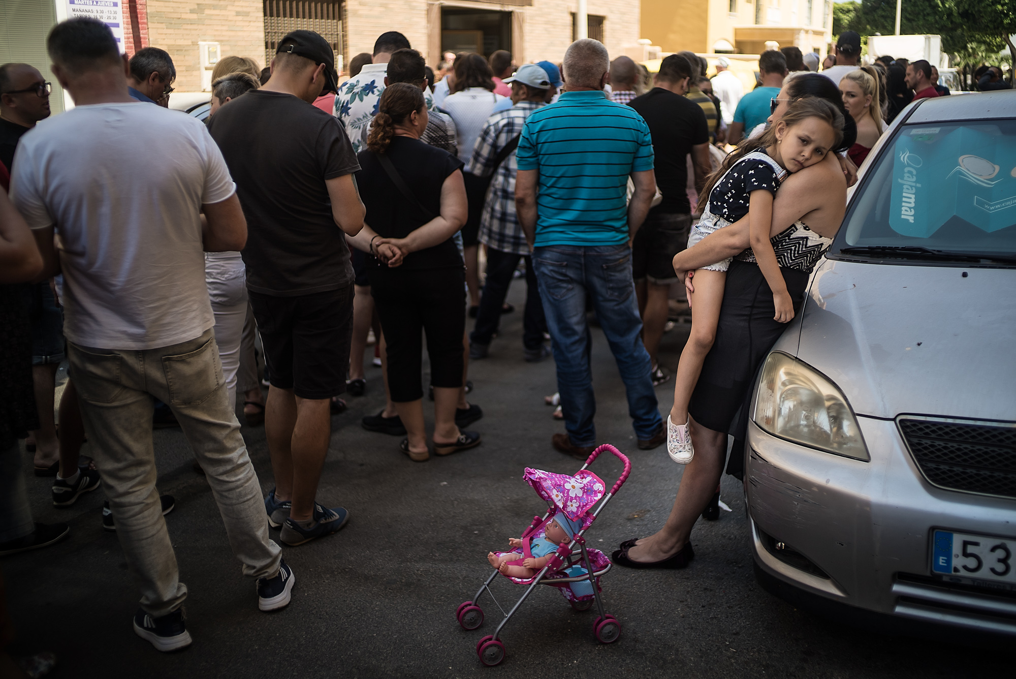 În diaspora au suferit și votanții, și oamenii din consulate! În Almería, românii au votat în trei ore și jumătate pentru alegerile din România și în 10 minute pentru “localele” din Spania!