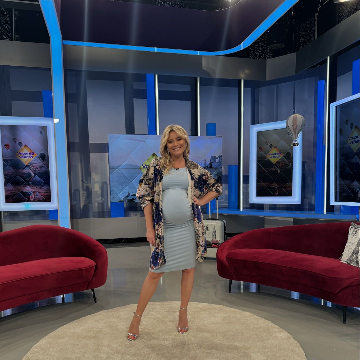 Laura Cosoi s-a întors deja la filmări. Vedeta a născut în urmă cu 9 zile cea de-a patra fetiță. Cum arată acum!