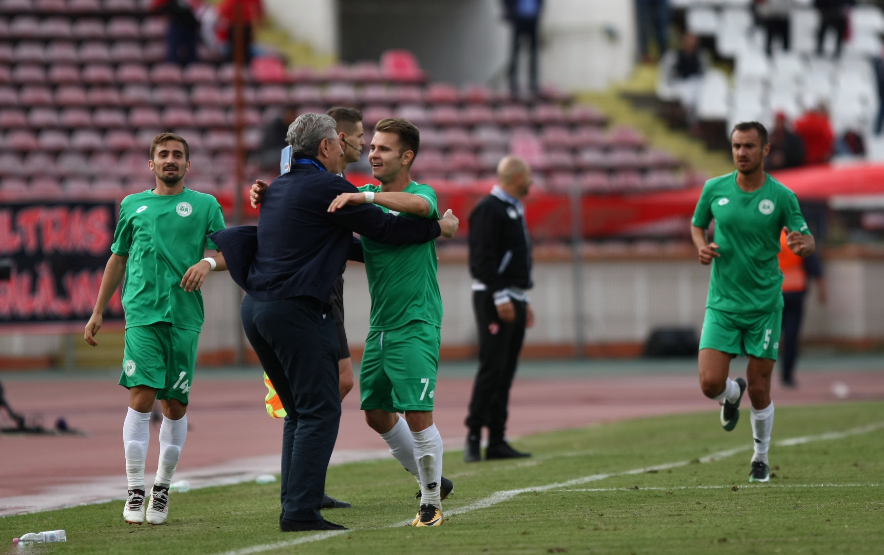 Liga 1, etapa a 11-a (restanță). Dinamo - Concordia. Lovitură de teatru în Ștefan cel Mare. Reacții: ”Nu trebuie să mai ieșim din casă” | FOTO&VIDEO