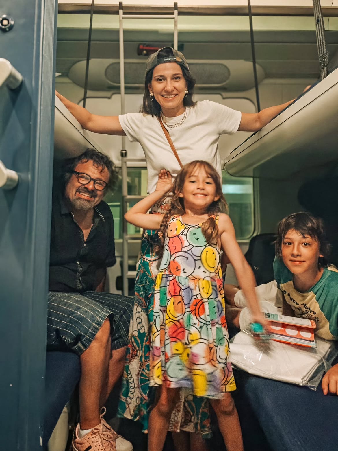 Ce i-a cerut fiul Danei Rogoz la finalul vacanței cu trenurile prin Europa: „Nu mai avem 3 zile de concediu pentru asta”