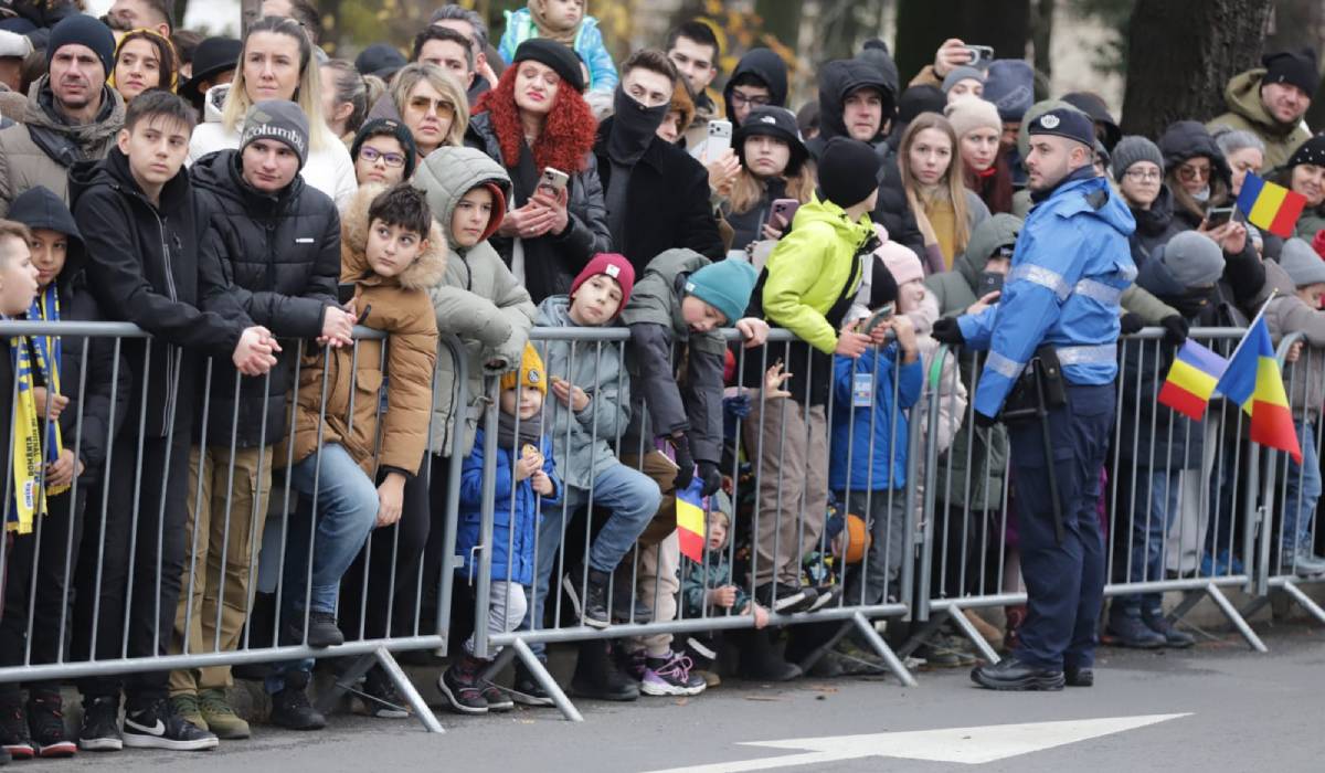 Nicușor Dan, deranjat de întrebarea de ce România nu are un ministru al Apărării de Ziua Națională după demisia lui Ionuț Moșteanu