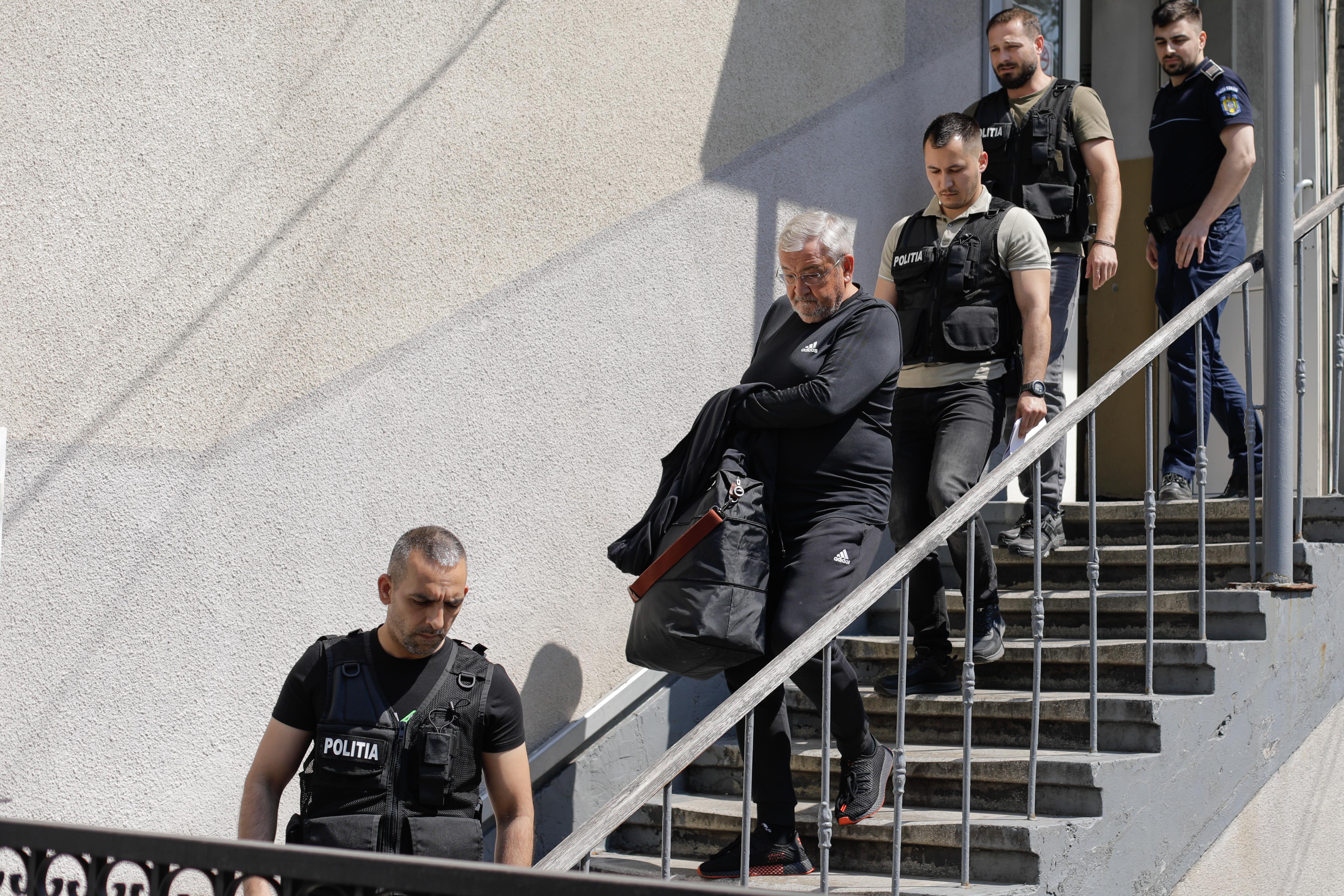 Verdict final în dosarul mitei de 20 de milioane de euro. Pedeapsă redusă pentru fostul ministru Sebastian Vlădescu, Boureanu scapă de închisoare, pentru că faptele s-au prescris