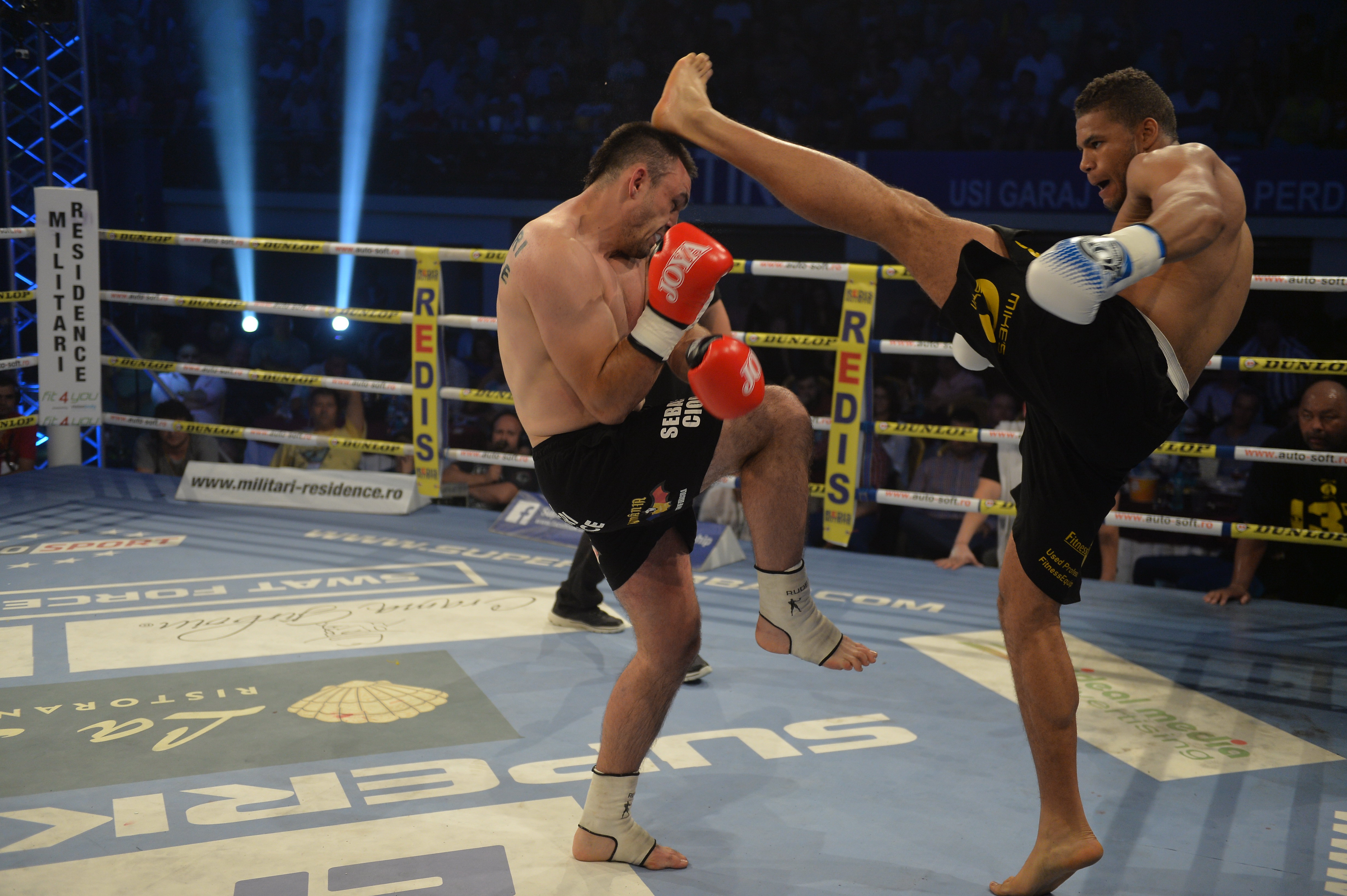 SUPERKOMBAT CONSTANȚA: Cătălin Moroșanu l-a distrus pe gigantul de 2,07 metri / REZULTATE & GALERIE FOTO & VIDEO