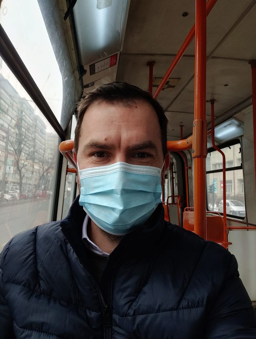 Florin Cîţu şi mai mulţi miniştri au marcat „Vinerea Verde”. „Merg frecvent pe jos sau cu metroul”