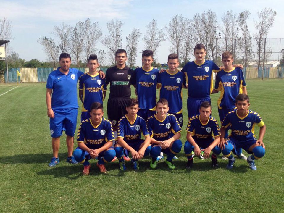 Cine este puștiul fără o bucată din brațul stâng care a debutat în Liga I și visează să ajungă la FC Barcelona