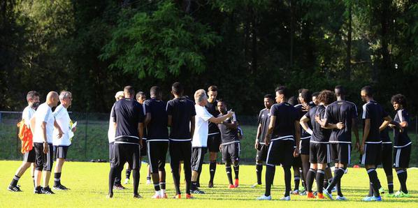 Loți Bölöni a condus primul antrenament al noii sale formații Al Ittihad / GALERIE FOTO