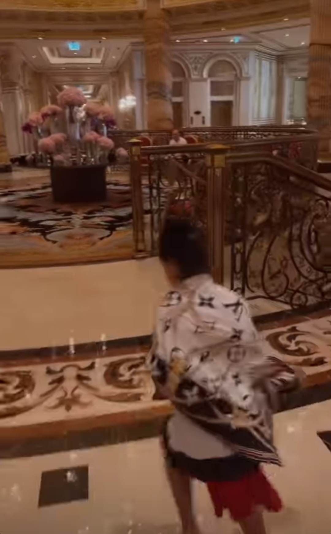 Imagini din vacanța de lux a Biancăi Drăgușanu în Dubai. Ce mesaj i-a transmis lui Gabi Bădălău, iubitul ei, care nu a însoțit-o