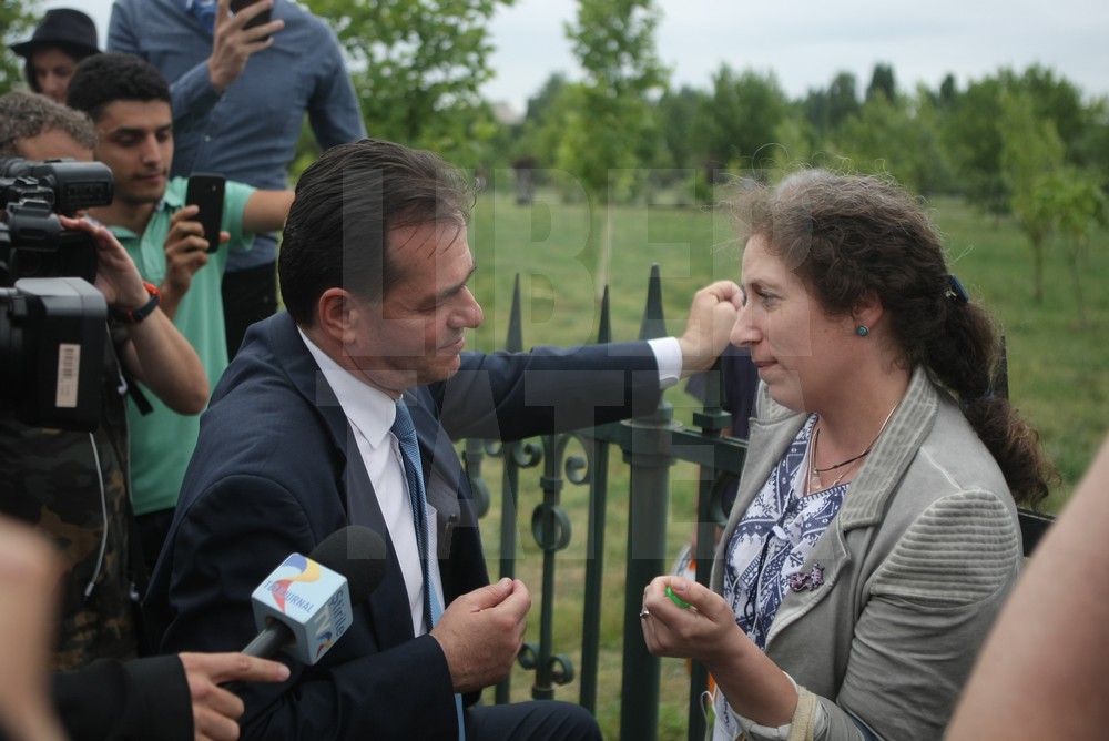FOTO | Ludovic Orban, după moțiunea de cenzură: ”Sfârșitul lui Dragnea este aproape!”