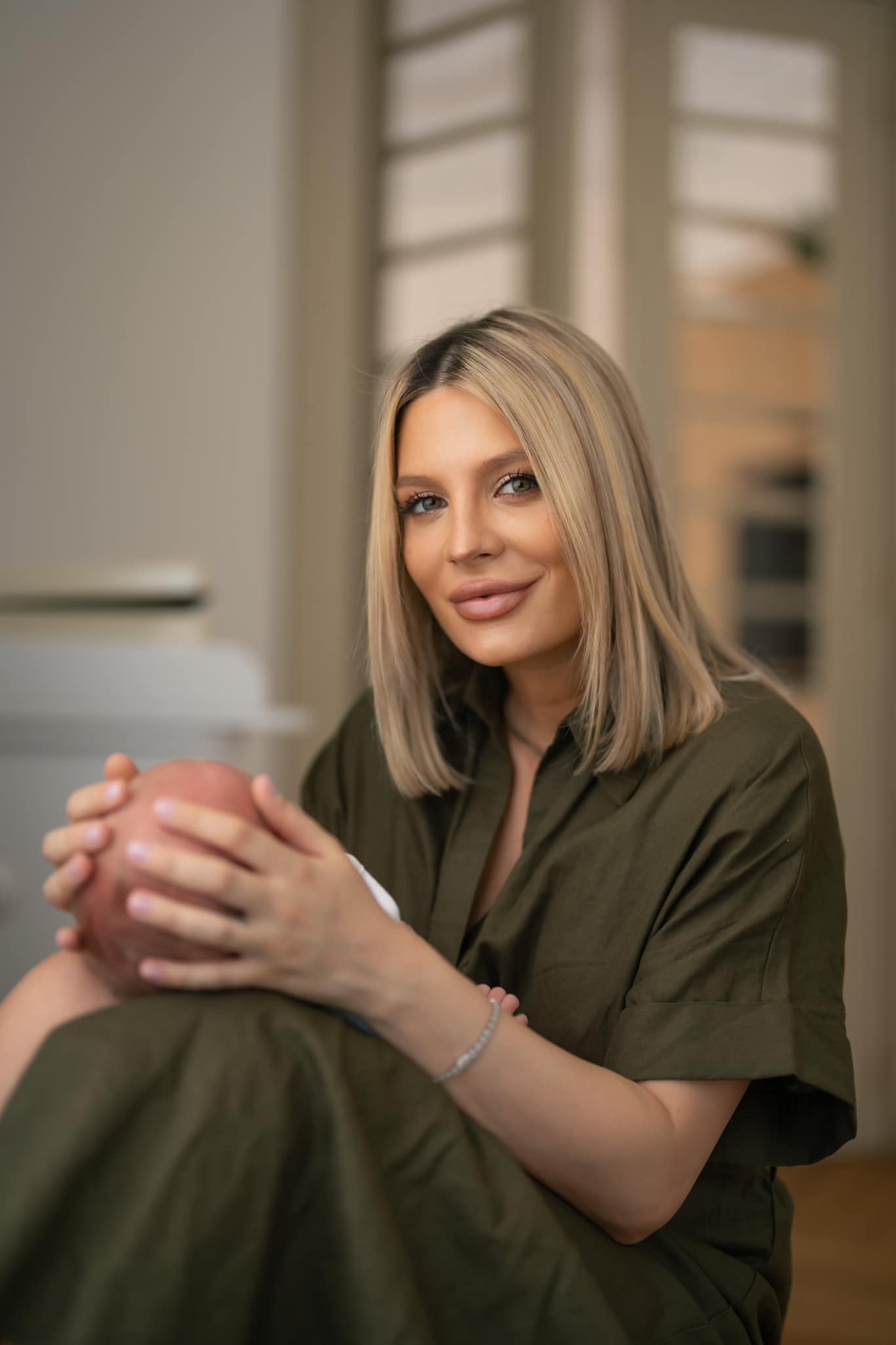 Ana Baniciu și-a angajat bonă la 5 luni de când a născut. De ce a luat artista această decizie. „De mâine voi putea ieși din casă”