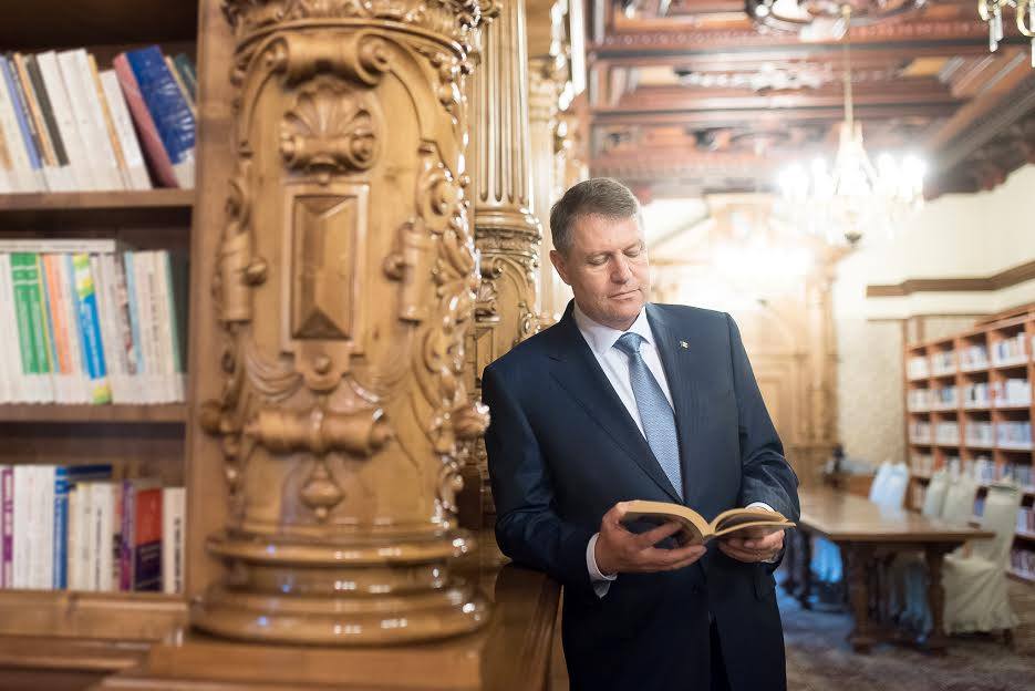 Klaus Iohannis, la 59 de ani și pe final de mandat la Cotroceni: De la România lucrului bine făcut, la conflict cu Puterea politică