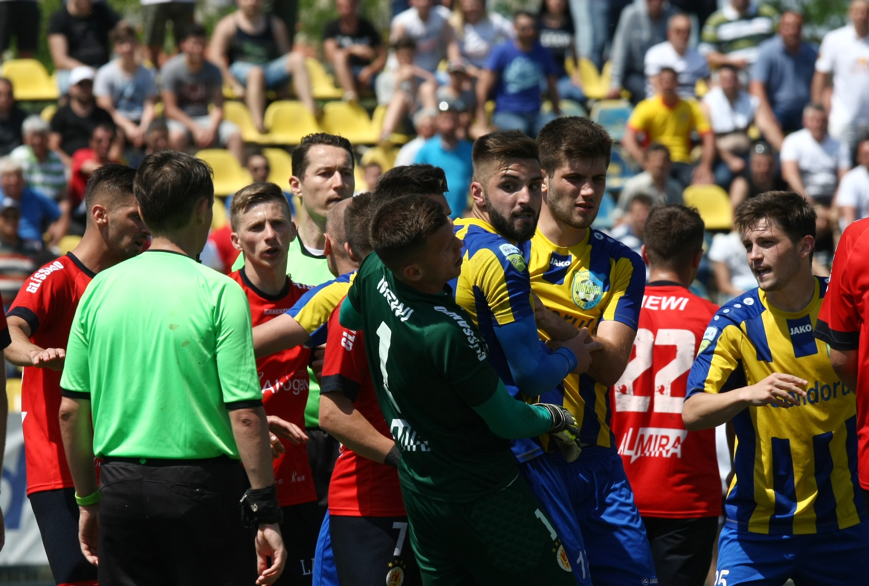 Liga 2 la fotbal, etapa 33. Dunărea Călărași a promovat matematic în Liga 1. Chindia a remizat la Mioveni. Clasament