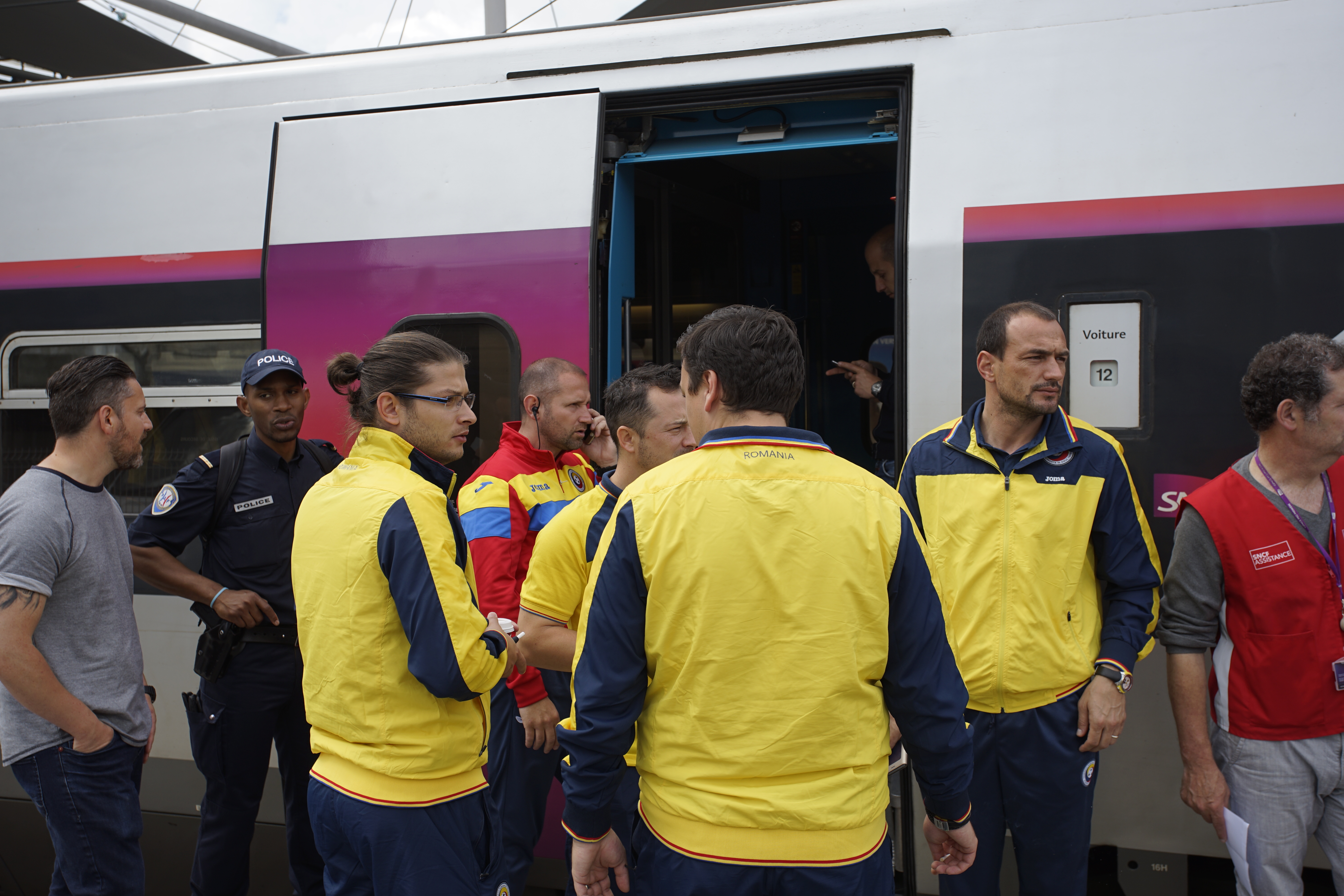 Euro 2016, România - Albania (duminică, ora 22:00). Tricolorii au ajuns cu TGV-ul la Lyon. Diseară, antrenamentul oficial / GALERIE FOTO și VIDEO