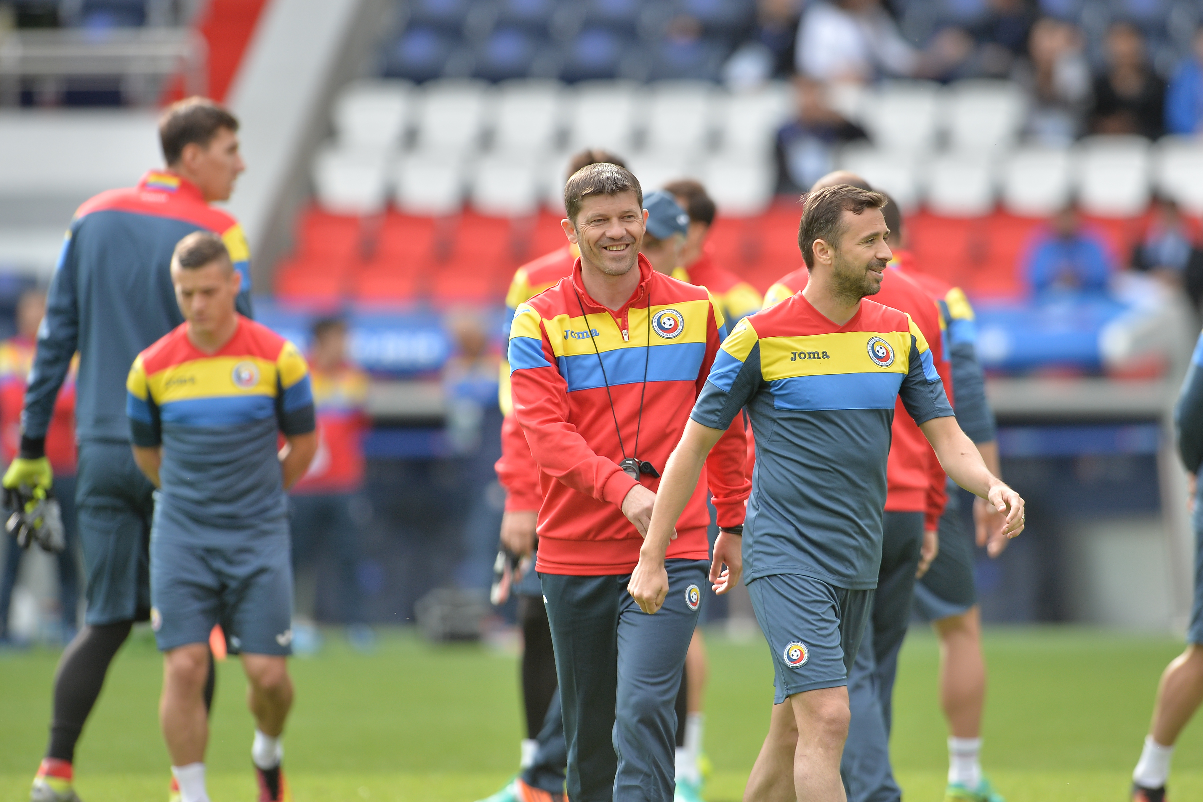 România - Elveția 1-1. Leșin după pauză! Stancu a deschis scorul din penalty, Mehmedi e egalat. Ne-am calificat la decisivul cu Albania!/ BLOG&FOTO&VIDEO