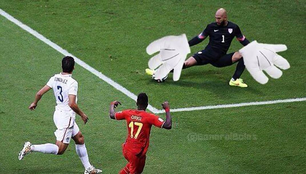 FOTO/ Americanii îl au pe ”Superman” Tim Howard. ^16 parade, RECORD MONDIAL, dar e acasă