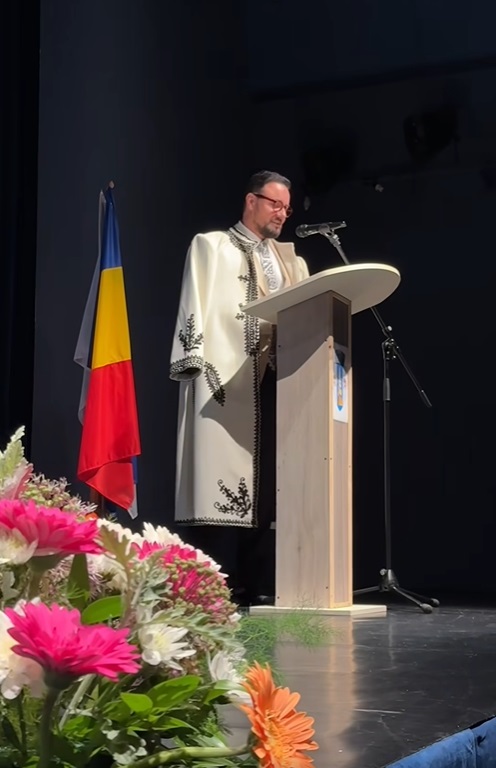 Cătălin Măruță, cetățean de onoare al orașului Târgu Jiu. Primarul l-a felicitat, iar Andra a plâns de emoție. „E locul unde am copilărit”