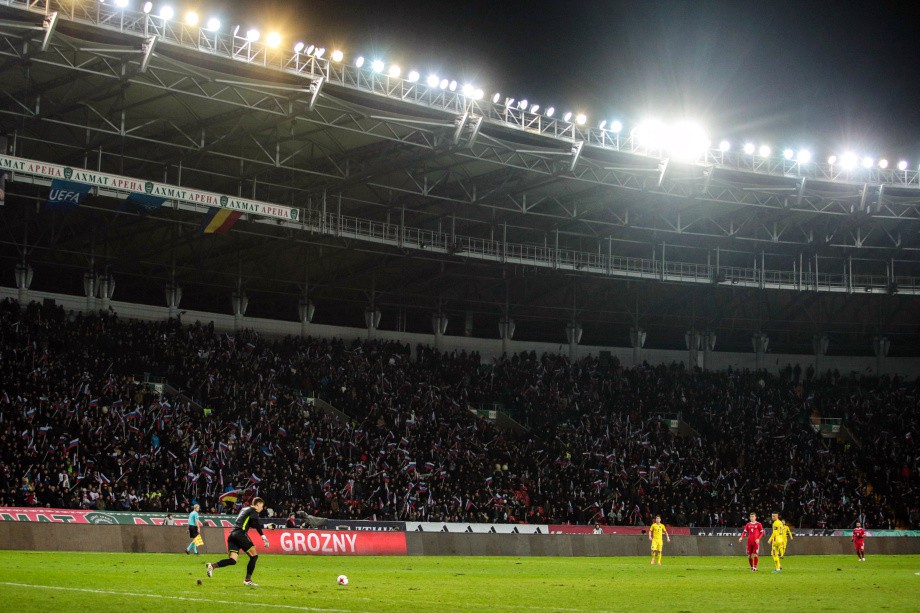 Rusia - România 1-0. Ce păcăleală! Christoph Daum a jucat la egal, dar a pierdut în ultima secundă. Din ofsaid! | LIVEBLOG
