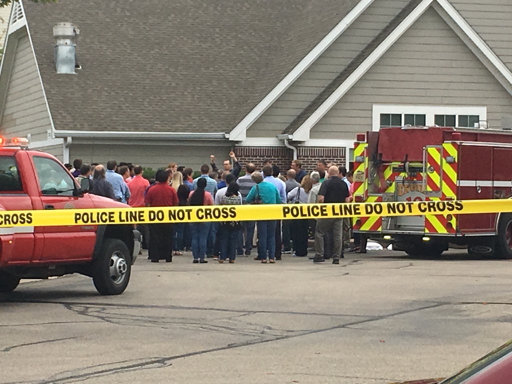 Atac armat la o clădire de birouri din Wisconsin, SUA. Trei persoane au fost rănite