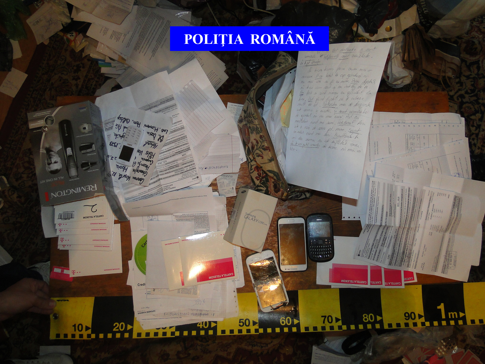 Bătrâni înşelaţi prin metoda ”Accidentul”! Reţeaua era condusă din spatele gratiilor