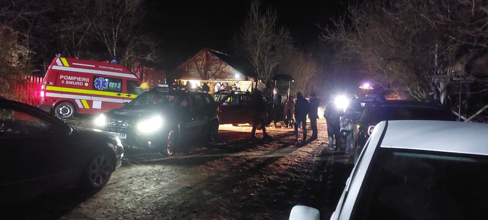 UPDATE: Copilul de doi ani dispărut în Botoșani a fost găsit în viață după mai bine de 24 de ore de căutări