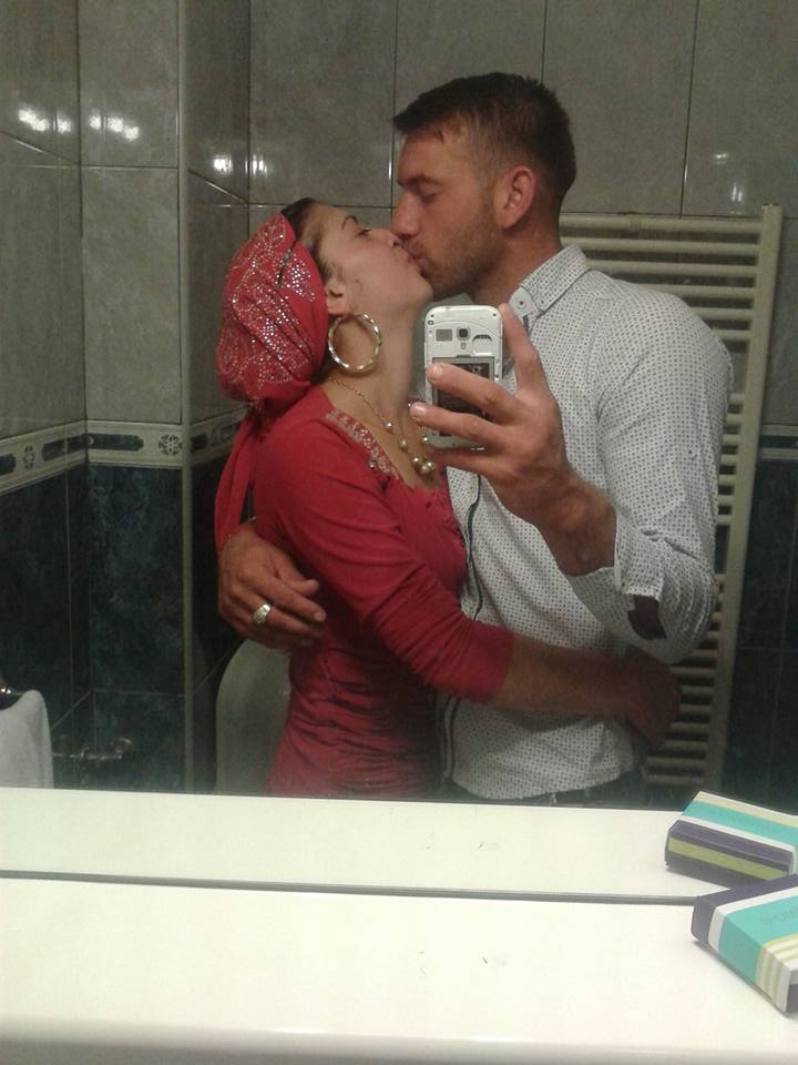 Scandal între romii din Ivești! A drogat-o și a furat-o pe nepoata bulibașei