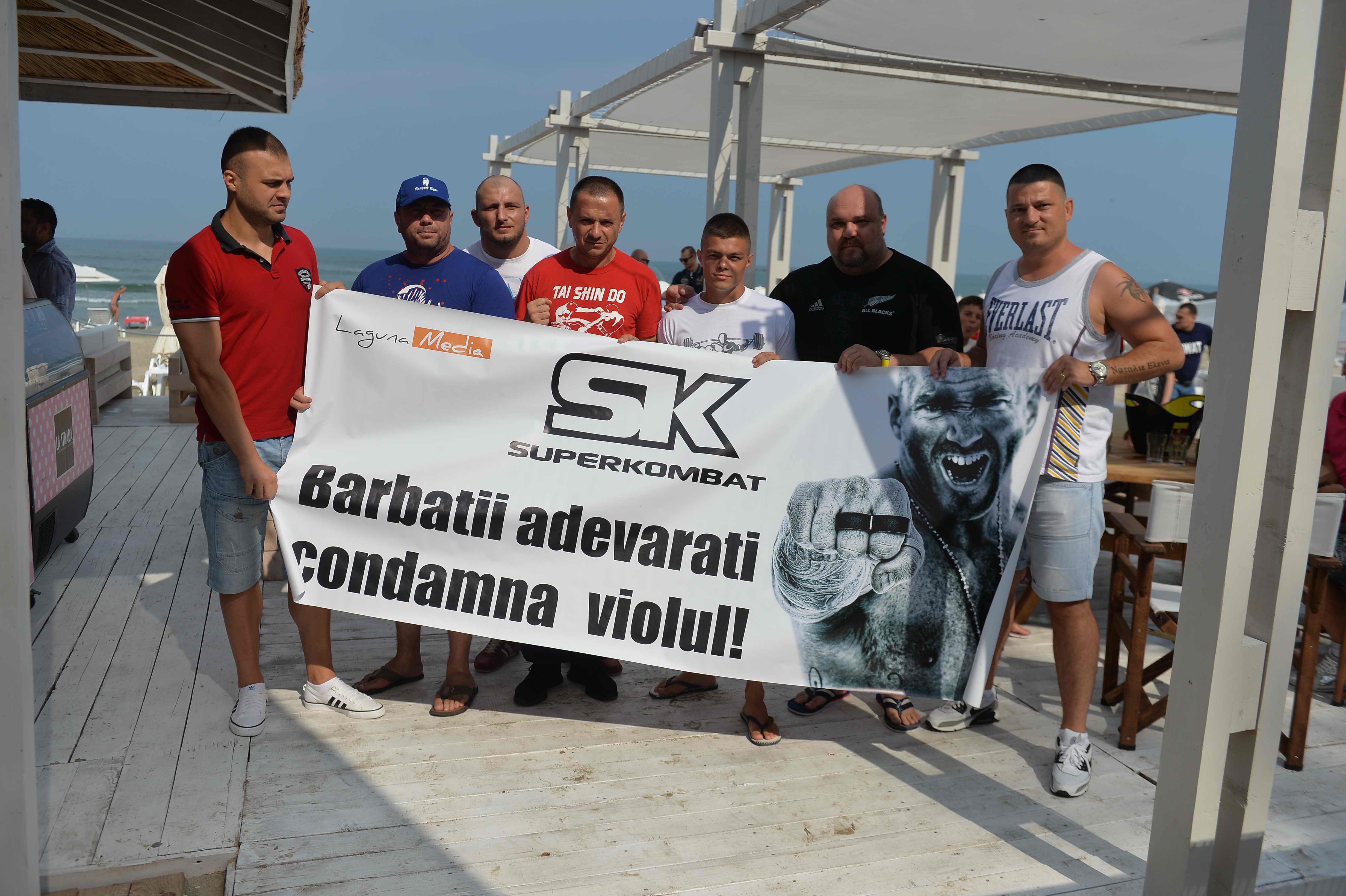 Luptătorii de la Superkombat Mamaia au trecut cu bine de proba cântarului / GALERIE FOTO