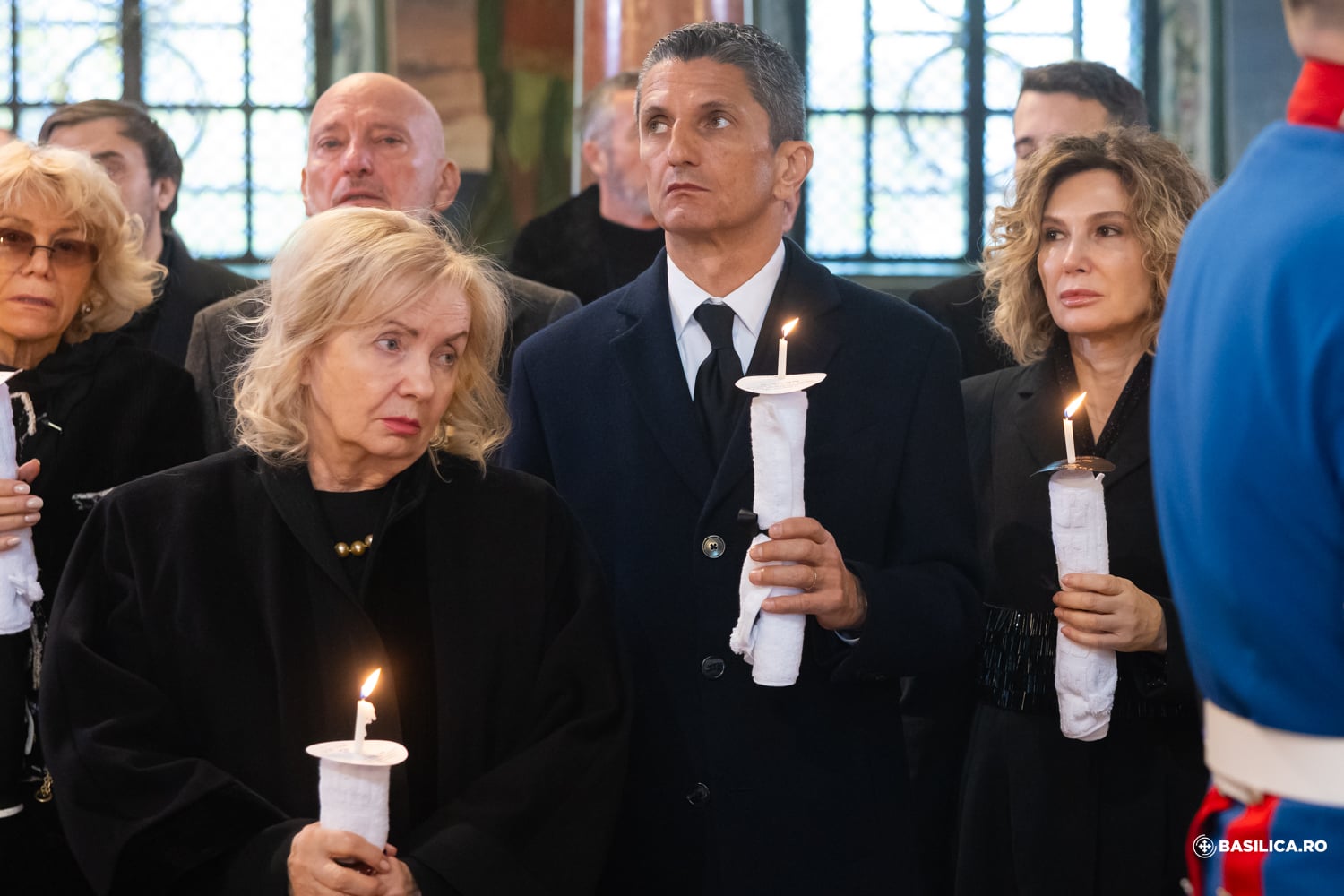 Ce a spus Răzvan Lucescu la slujba de înmormântare a tatălui său: gestul făcut la finalul discursului