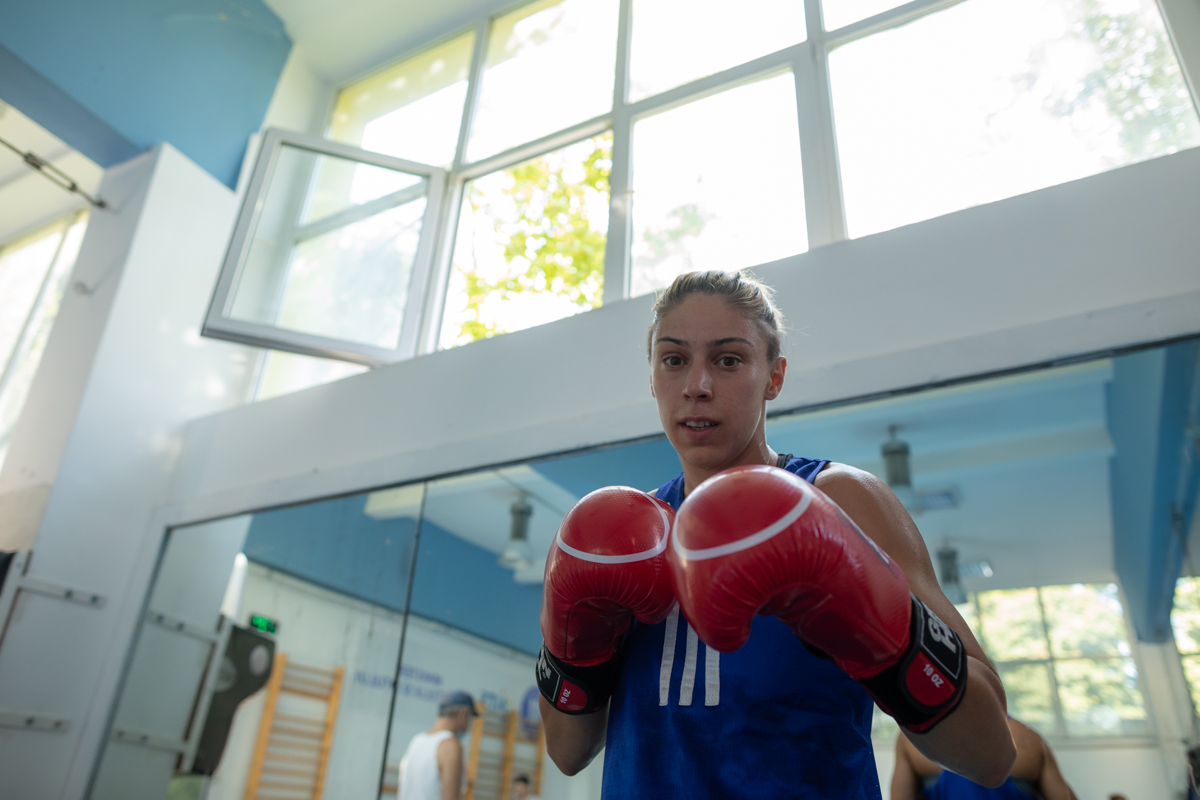 Olimpica României care a început prin a lucra cu ziua, ca să se întrețină