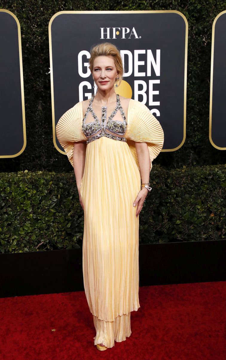 Cele mai spectaculoase ținute de la Globurile de Aur: Reese Witherspoon, Scarlett Johansson și Jennifer Aniston au impresionat cu ținutele lor