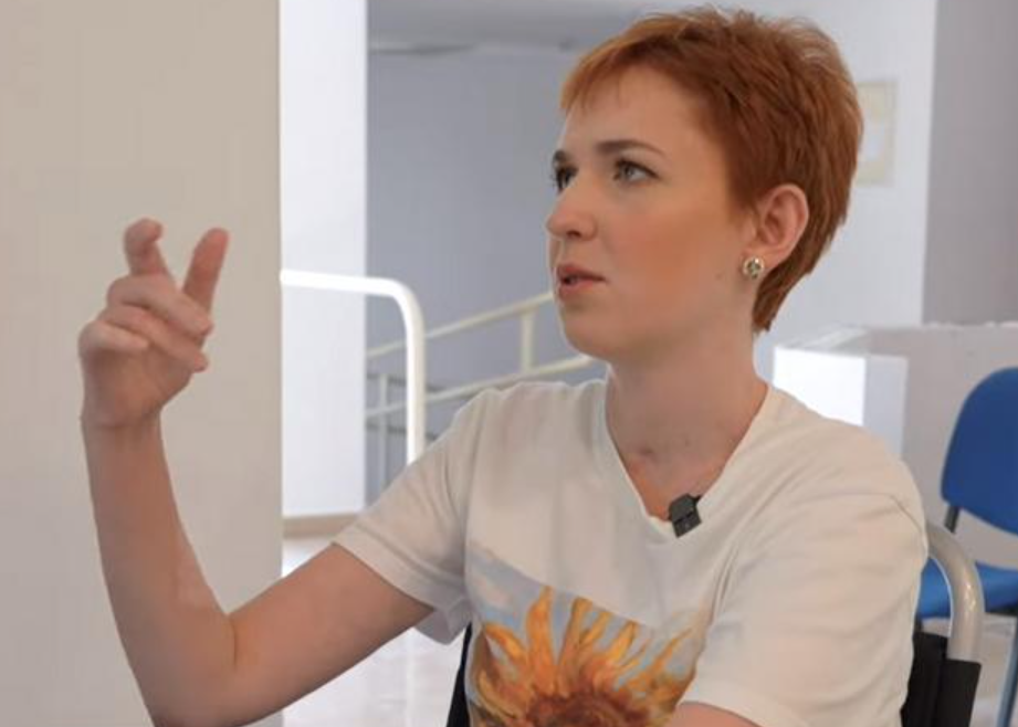 Önkormányzati lakása lakbérét sem tudja fizetni a Jókai utcai házomlásban megsérült táncművész – videó