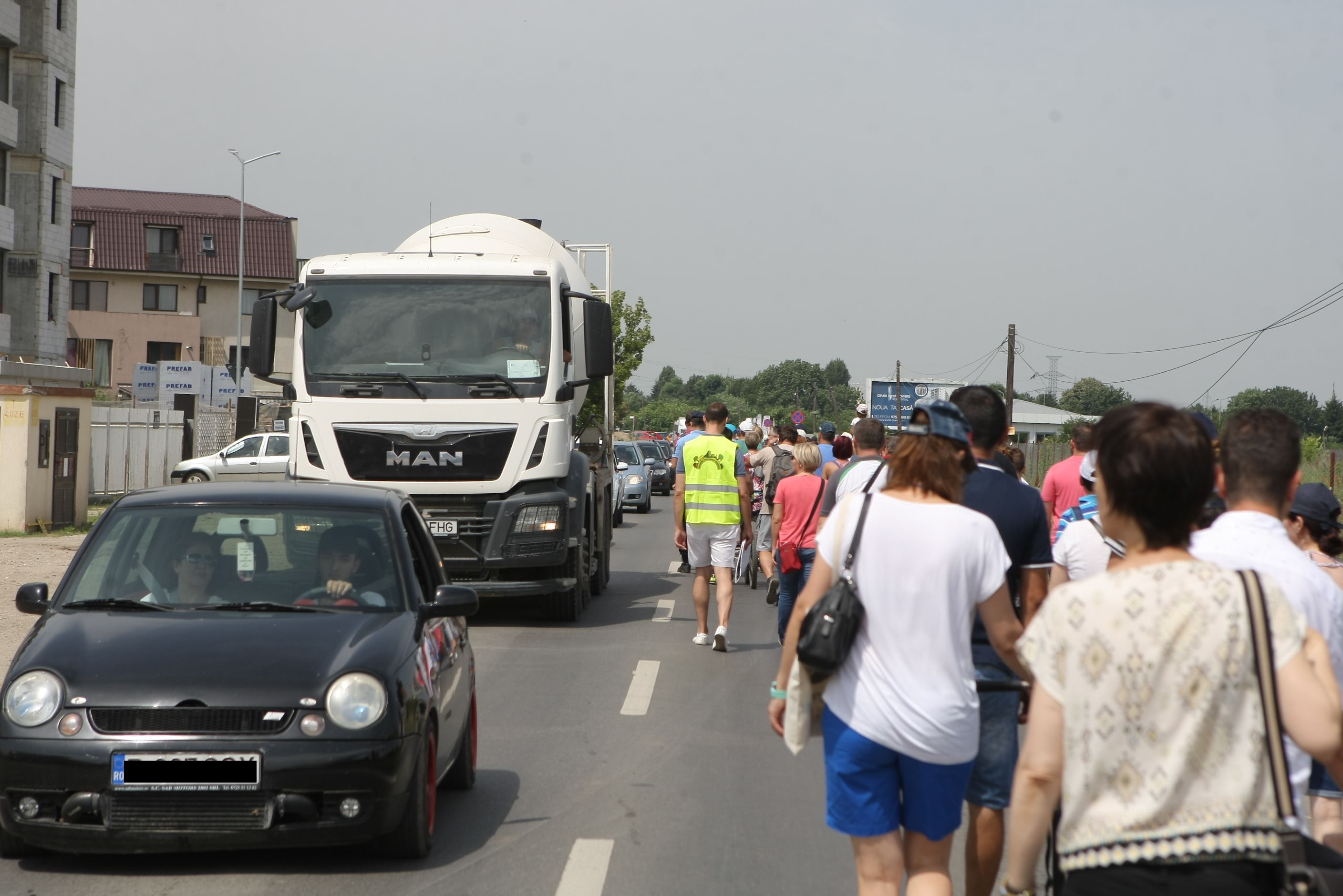 FOTO/ Protest în Prelungirea Ghencea. Este a 10-a acțiune de protest din ultimii 5 ani