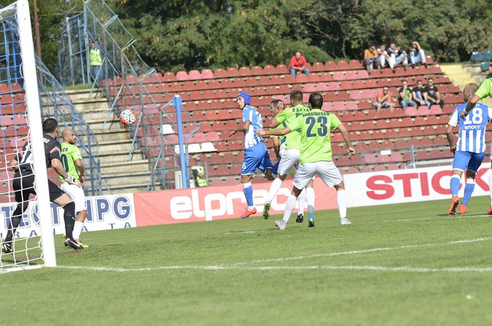 LIGA I: CSU CRAIOVA - CSMS IAȘI 2-0. ^Bawab i-a arătat lui Keșeru cum trebuia să execute lovitura liberă din meciul cu Ungaria / FOTO ÎN ARTICOL