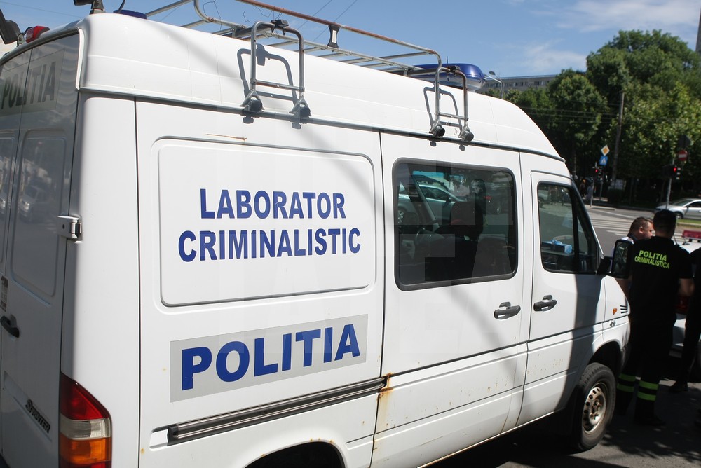 Cum intervin polițiștii în cazul unui accident rutier. Simularea, desfășurată într-o intersecție din București / VIDEO&FOTO