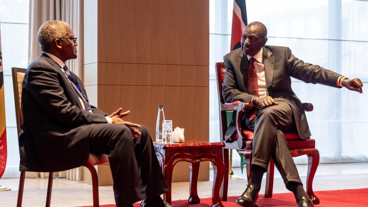 L-R: Africa's richest man and founder of Dangote Group, Aliko Dangote and President William Ruto of Kenya. [X, formerly Twitter/William Ruto]