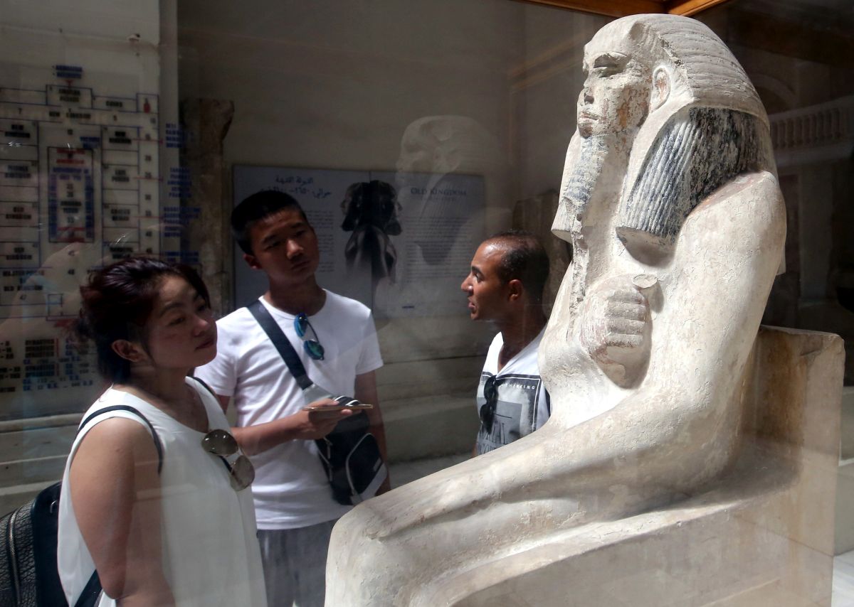 De ce au statuile egiptene nasul rupt. Răspunsul dat de oamenii de știință uneia dintre cele mai frecvente întrebări ale turiștilor