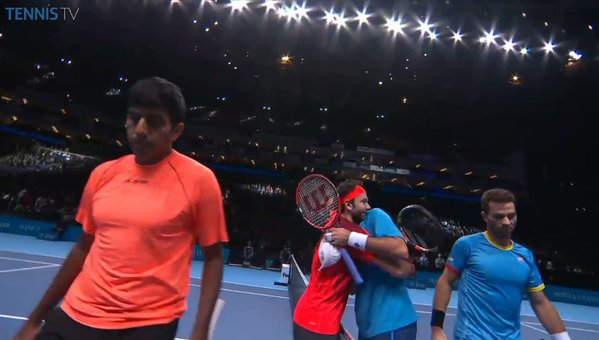 Tecău și Rojer și-au adjudecat Turneul Campionilor, după ce au învins perechea Mergea/ Bopanna. ^Horia e nr. 1 mondial la dublu / FOTO