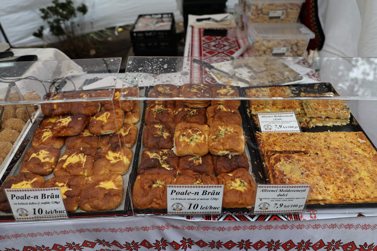 Spectacol culinar în curtea Ministerului Agriculturii. Am vizitat „Târgul de lăsatu’ secului” din București