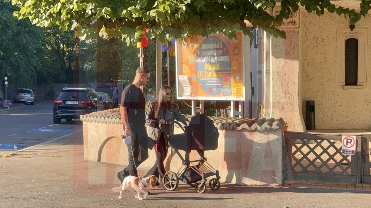 Primele imagini cu Corina și Mihnea Năstase în rolul de părinți. Cum au apărut cu bebelușul lor, al treilea nepot al lui Adrian Năstase
