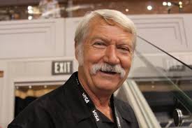 DEZVĂLUIREA ÎNCEPUTULUI DE AN. Celebrului antrenor Bela Karolyi îi plăceau PUICUȚELE