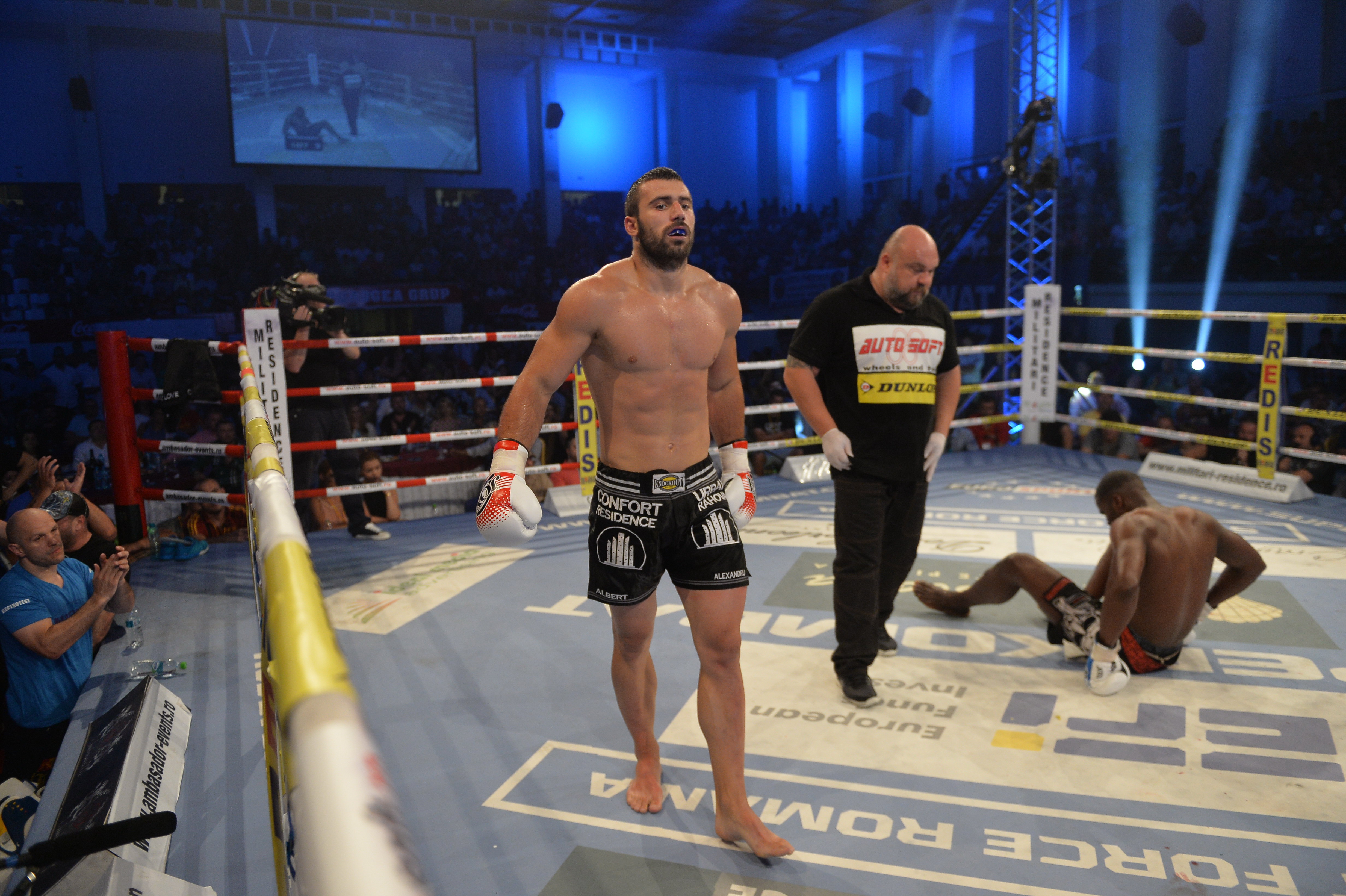 SUPERKOMBAT CONSTANȚA: Cătălin Moroșanu l-a distrus pe gigantul de 2,07 metri / REZULTATE & GALERIE FOTO & VIDEO