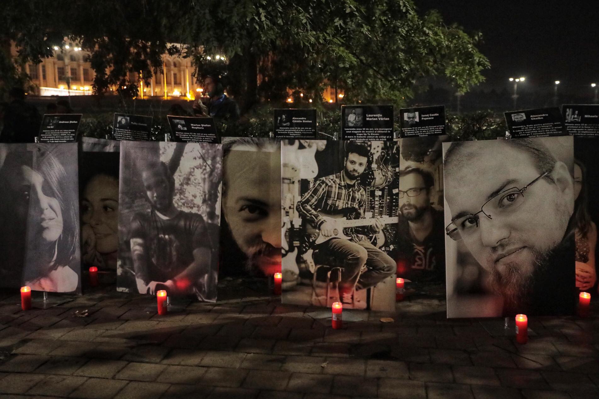 Marș în memoria victimelor de la Colectiv. Fotografiile tinerilor care au murit au fost așezate în fața Parchetului