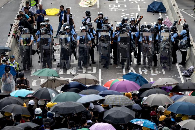 Realitatea necosmetizată din Hong Kong, la peste cinci luni de la declanșarea protestelor. Dezvăluirile unui jurnalist născut în insulă: cum doare când vezi de departe o revoluție la tine acasă