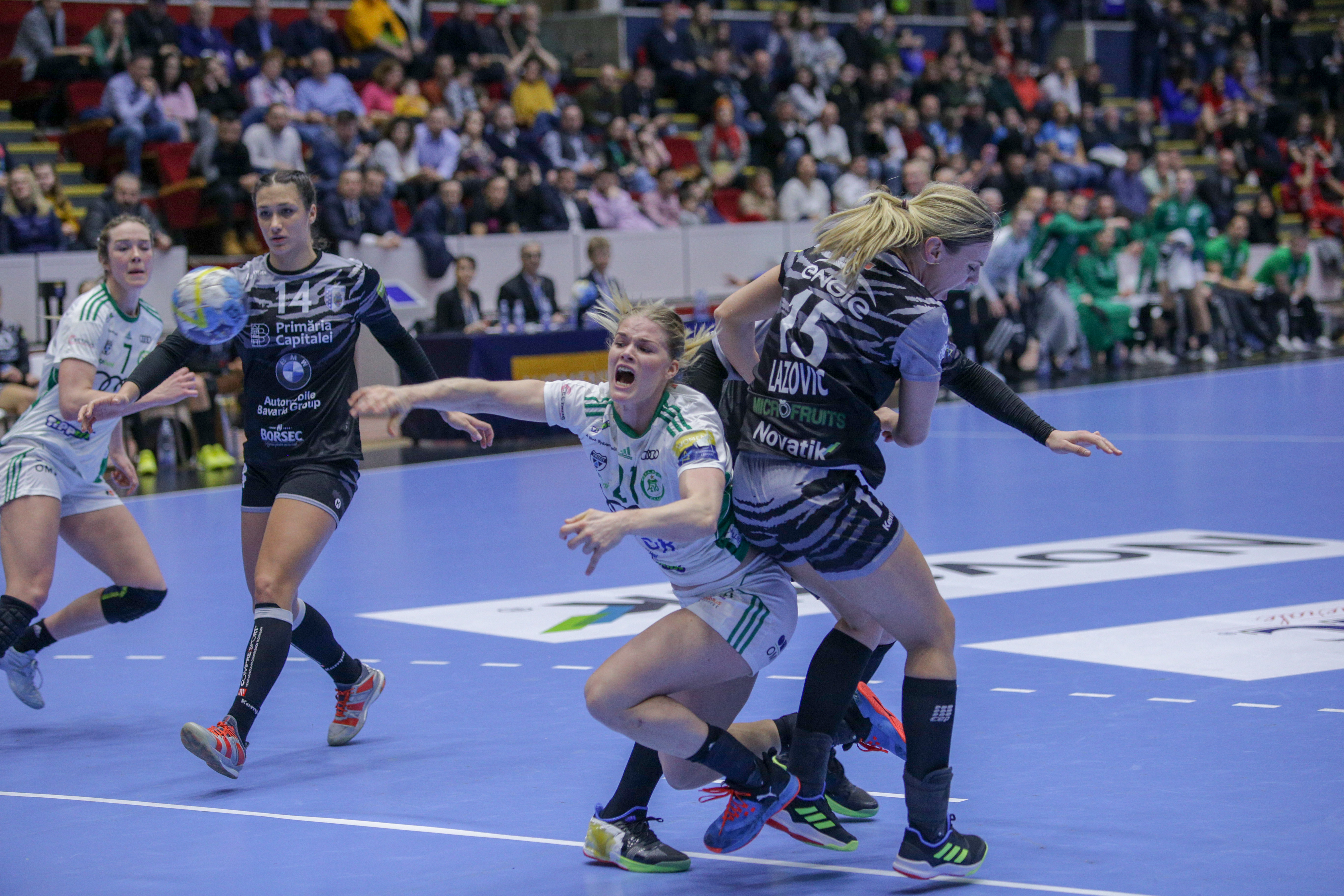 GALERIE FOTO / Cele mai spectaculoase imagini de la meciul de handbal CSM București - Gyor