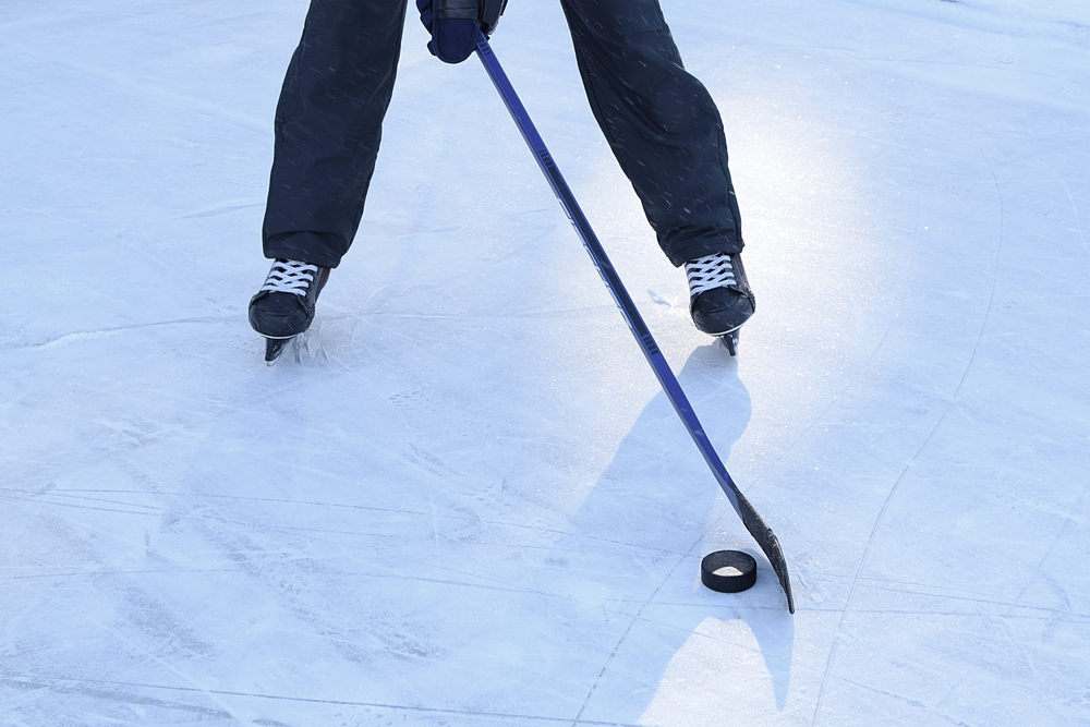 Megszólalt a bántalmazással vádolt hokiedző egyik tanítványának apja: „Ütötte, megcsapta, alázta a gyerekeket”