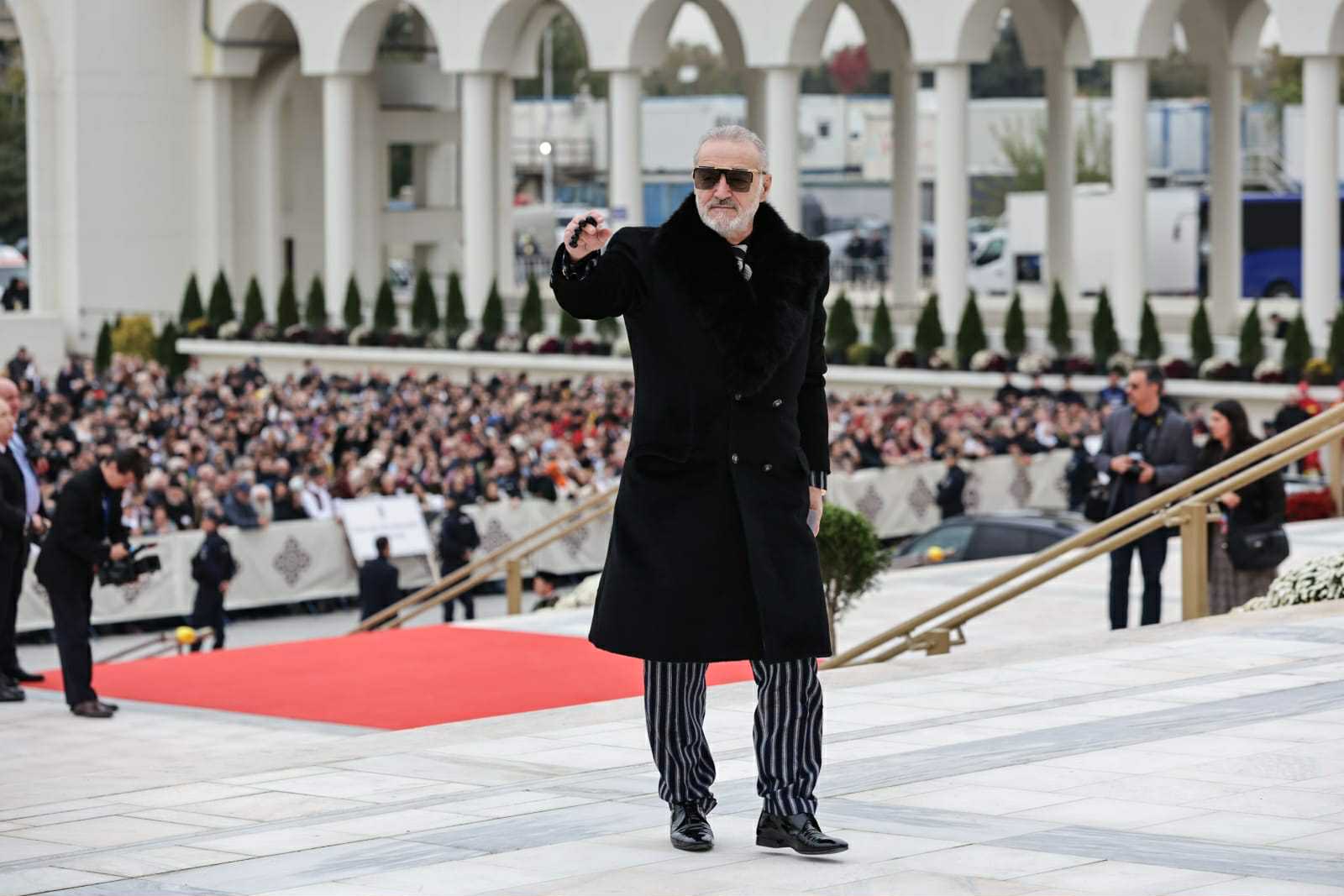 gigi-becali-sfintirea-catedralei-26-octombrie-2025-1