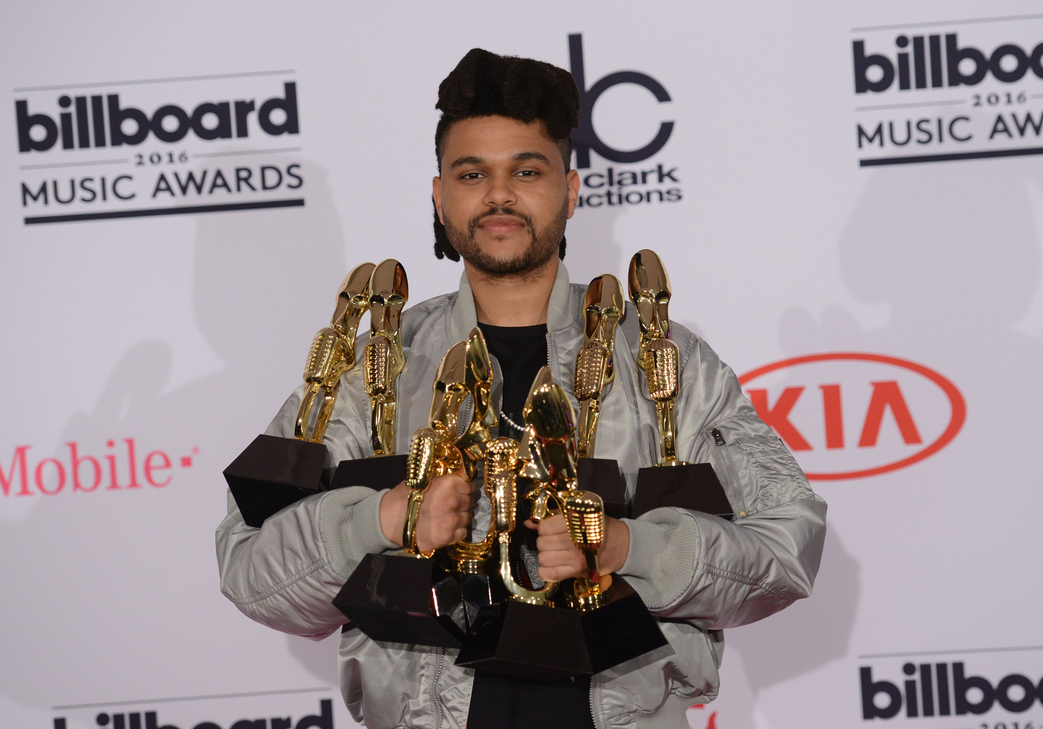 The Weeknd și-a anunțat turneul în Europa. În ce țări va cânta în 2026