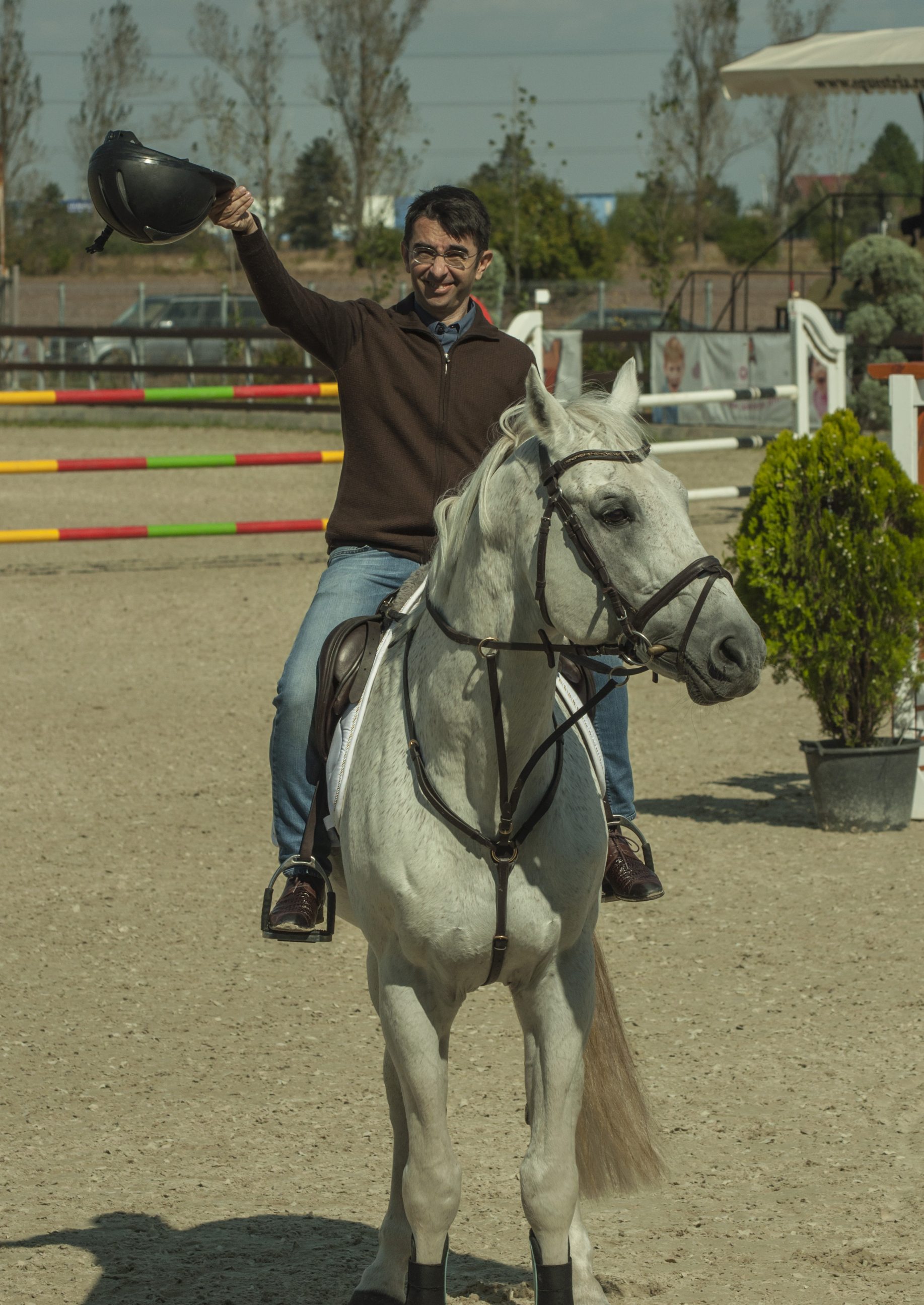 GALERIE FOTO / Performanţa sportivă şi frumuseţea echitaţiei,  în primul week-end de la Salonul Calului