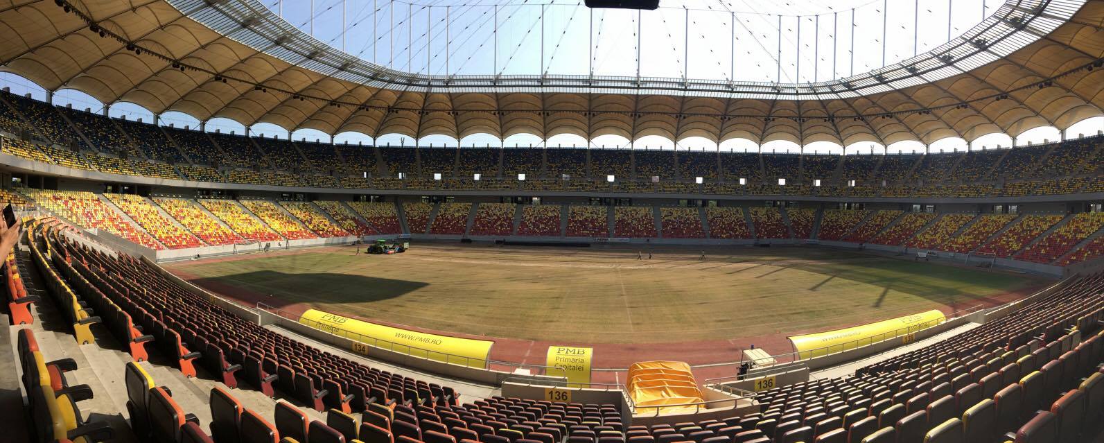 Cea de-a opta schimbare a gazonului de pe Arena Națională a început în forță, cu un tractor, două remorci și câteva lopeți | FOTO&VIDEO